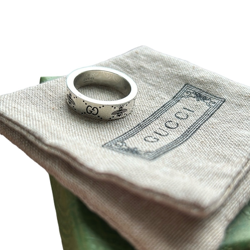 Gucci ring